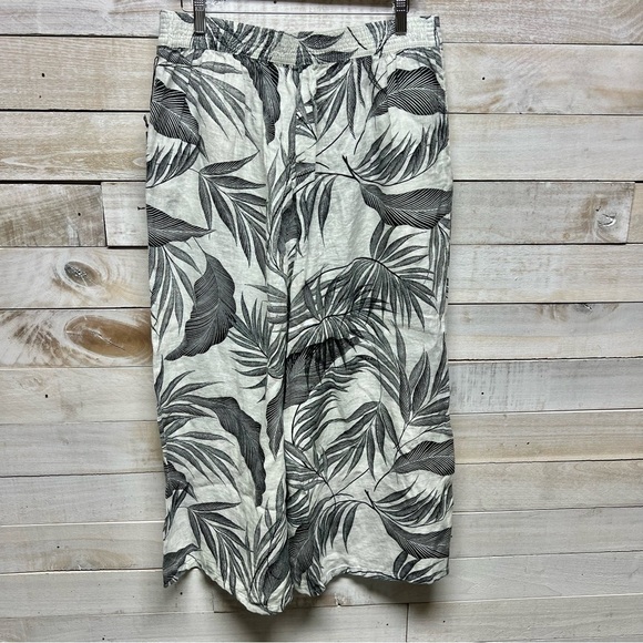 Tahari Linen Pants Womens Large Pull On Wide Leg White Black Tropical Leaves New - Picture 5 of 11